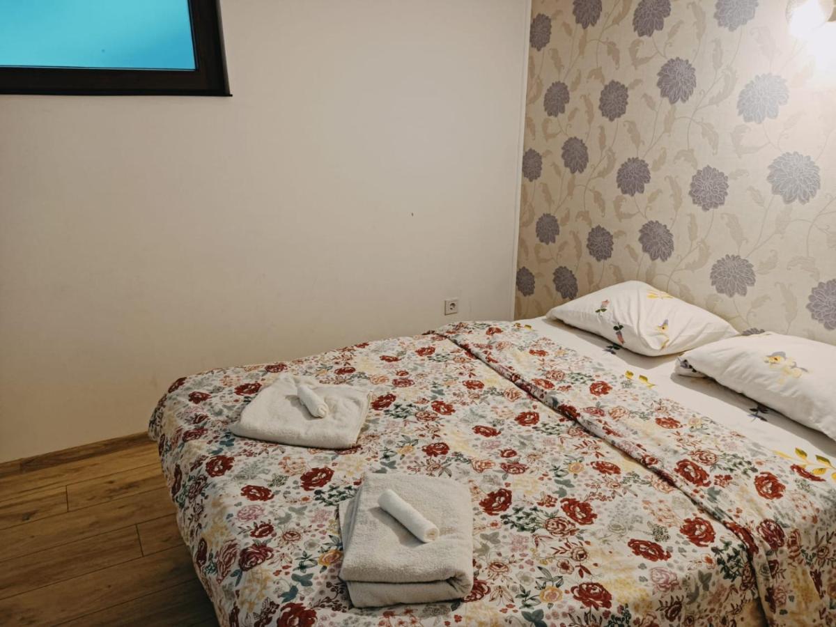 Piata Romana Luxury Lejlighed Bukarest Eksteriør billede
